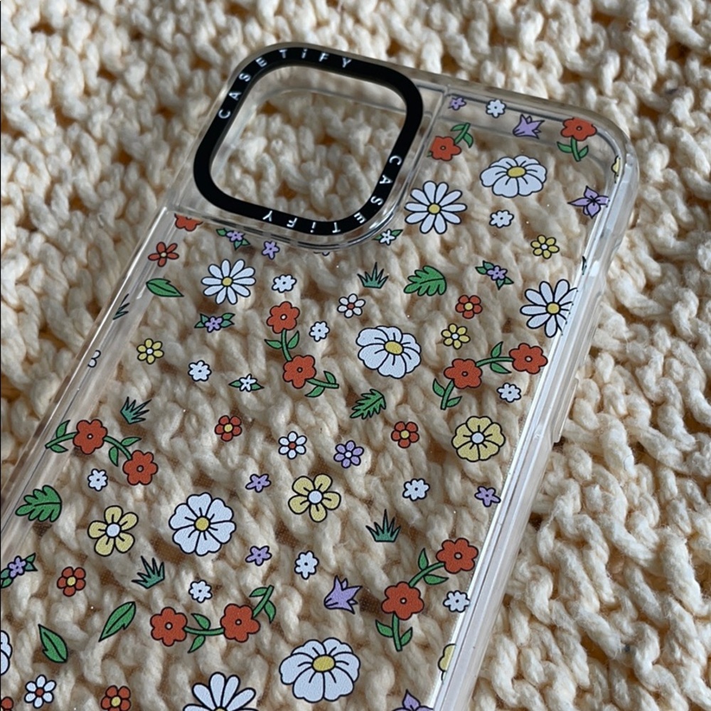 iPhone 11 Pro Case - Picture 4 of 4